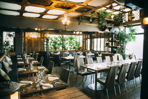 Fins Restaurant and Bar