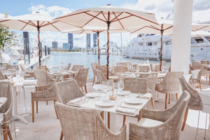 MĀRE Restaurant by La Luna