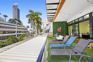 Tequila Sunrise Hostel Surfers Paradise