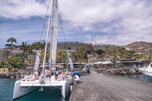 Gran Canaria: Catamaran Tour with Lunch on Pristine Beaches