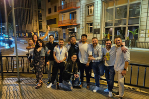 Maspalomas: tour de bares guiado con chupitos gratis y juegos de fiesta
