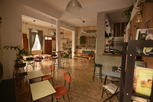 La Inquieta Café Bar