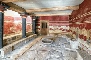 Archaeological Museum & Knossos Palace Guided Tour Half Day