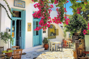 Bus Tour Around the island of Naxos