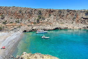La Canée : Croisière sur la plage de Menies et dans la baie de Chironisia avec plongée en apnée