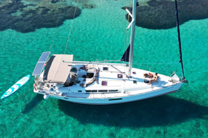 Chania: Small-Group Sailing to Agioi Theodoroi with Meal