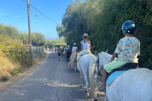 Corfú: paseo a caballo por la mañana