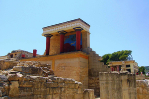 Crete: Knossos Palace & Heraklion Guided Tour