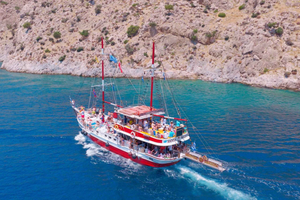 Kos: 3-Island Cruise with Lunch, Swimming and Audio Guide