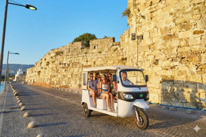 Tuk-tuk-oplevelse i Kos by