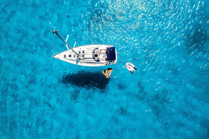 Milos: Full-Day Kleftiko Poliegos Sailboat Tour with Lunch