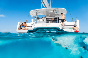 Mykonos: Catamaran Cruise with Lunch, Drinks and Transfer