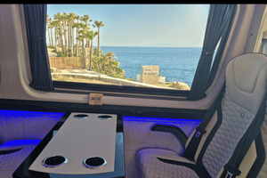 Privat VIP-minibuss eller SUV-transfer på Mykonos för upp till 11 personer.