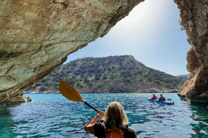Naxos Kayak Tour to Rina Cave, Snorkeling and Homemade lunch