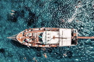 Naxos : grotte de Rina et croisière d'une journée à Koufonissia avec barbecue
