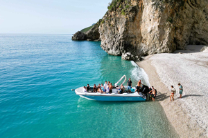 Paleokastritsa: boat excursion to caves, Paradise and Stelari beaches