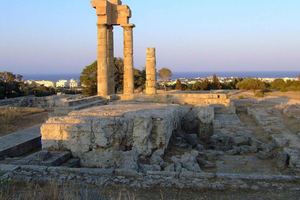 Rhodes: Acropolis, Kallithea Springs, and Old Town Tour