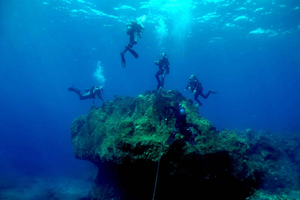 Santorini: Scuba Diving Experience for Beginners