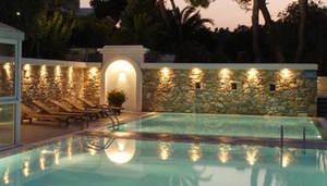 Cape Kanapitsa Hotel And Suites