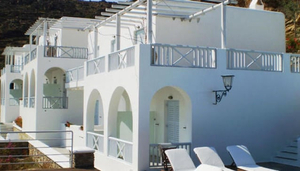 Far Out Hotel And Spa