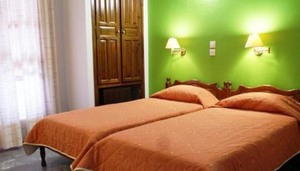 Pothos Hotel