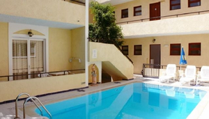 Senia Apartments
