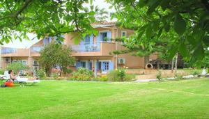 Simatos Apartments & Studios