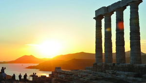 Tours with Greecing