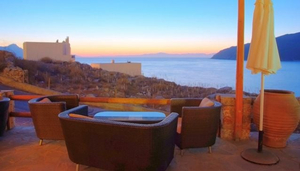 Yperia Hotel