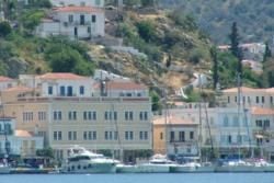 Poros