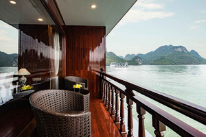 2-Day Lan Ha Bay Luxury Cruise & Hanoi Cultural Discovery