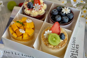 Birthday Cake Workshop with Pick-up & English Guide