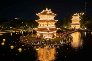 Hanoi Afternoon Escape: Trang An, Bac Pagoda & Lantern Boat