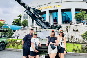 Hanoi Jeep Tours: City Highlights & Bat Trang Village