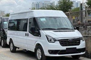 Private Car Service to Sapa, Halong Bay, or Ninh Binh