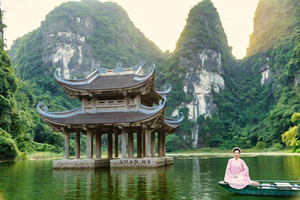 Private Ninh Binh Tour: Hoa Lu, Bai Dinh, Trang An &Mua Cave