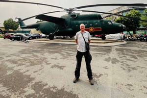 Vietnam Historical Guided Tour with B-52 Museums