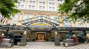 A25 Premium Hotel - 705 Lạc Long Quân