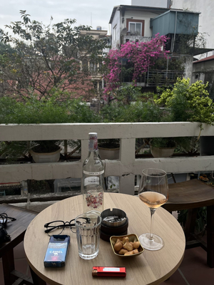 Bar Hop Hanoi