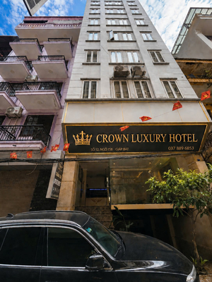 Crown Luxury Hotel