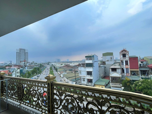 Doris Luxury Hotel