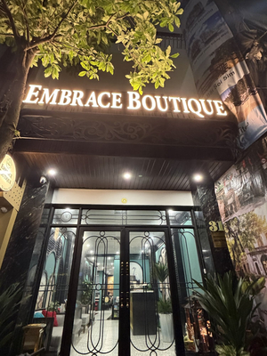 Hanoi Embrace Boutique Hotel