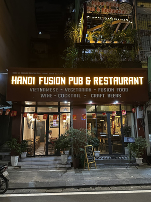 Hanoi Fusion Pub & Restaurant - 54 Nguyễn Trường Tộ