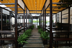 Lách Ca Lách Cách The Loop Xuân Thủy