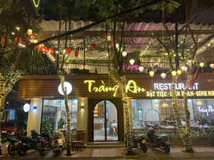 Nhà Hàng Tràng An