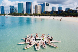 Honolulu: SUP (Standup Paddleboard) - zajęcia jogi