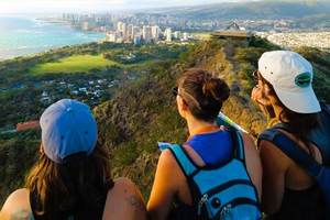 Tour ufficiale di trekking autonomo con commento al Diamond Head