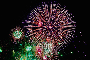 Waikiki: Friday Night Fireworks Catamaran Sail