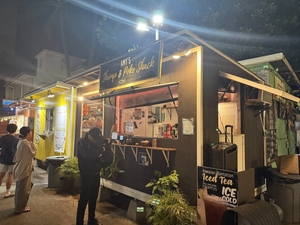 Amy's shrimp and poke shack