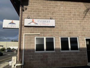 Everest Grill - Nepali & Indian Cuisine